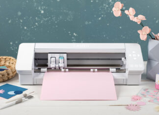 Choosing a Vinyl Cutting Machine The Key Features You Need to Consider